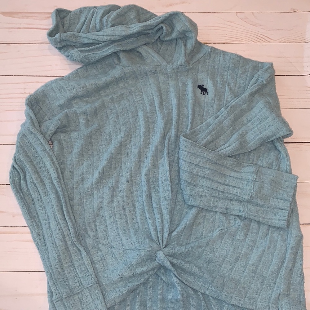 Abercrombie kids top